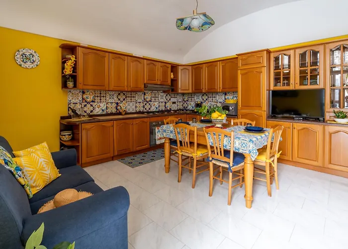 Serhouse Atrani